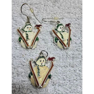 Women's Unbranded Snowman Dangle Earrings One Size White Green